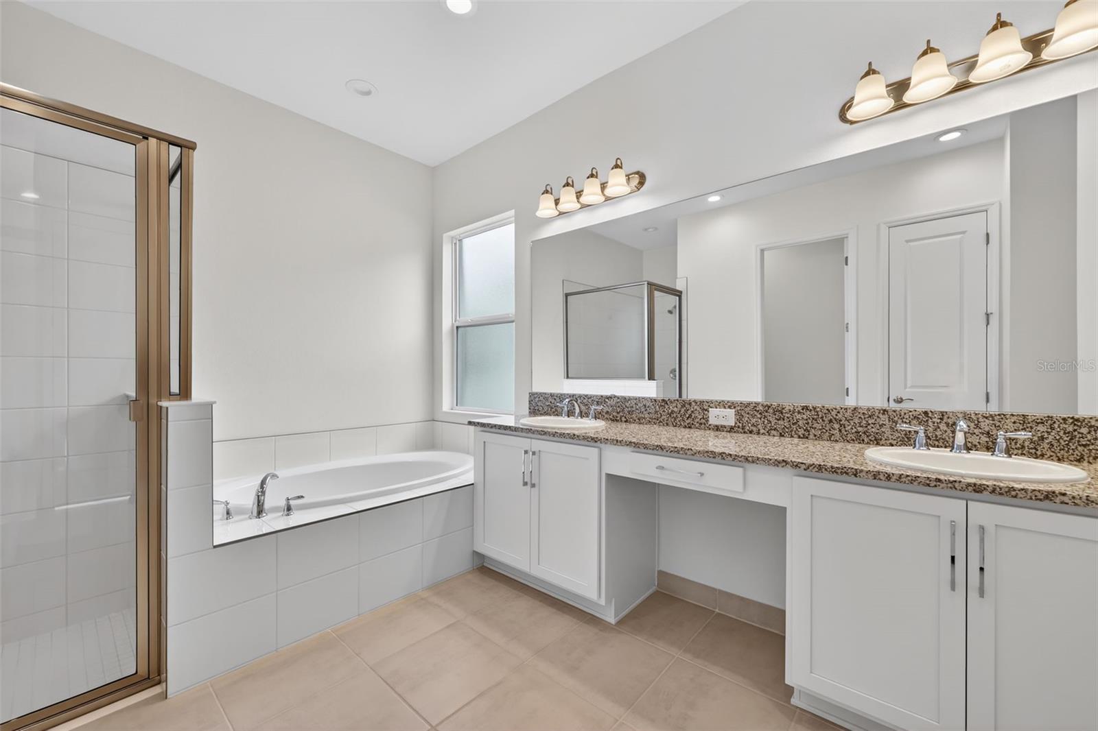 Image 31 of 51 For 32268 Mahogany Valley Drive