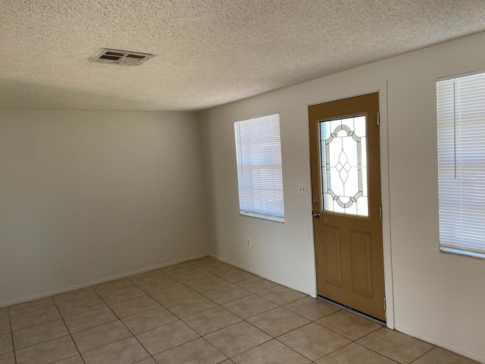 Image 3 of 9 For 3600 Beacon Square Drive