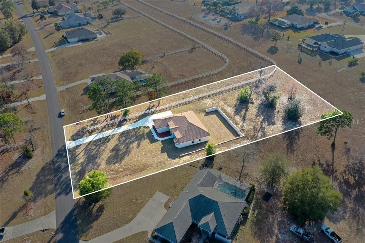 Image 3 of 48 For 1464 Hambletonian Drive