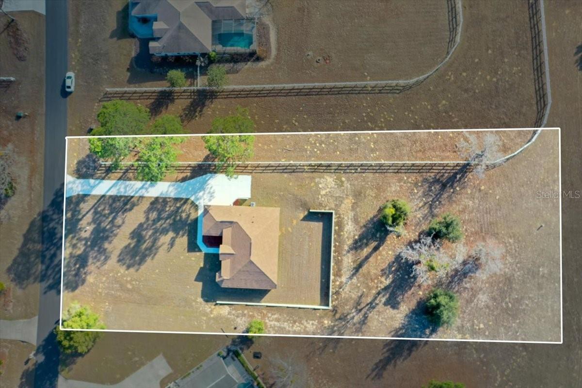 Image 40 of 48 For 1464 Hambletonian Drive