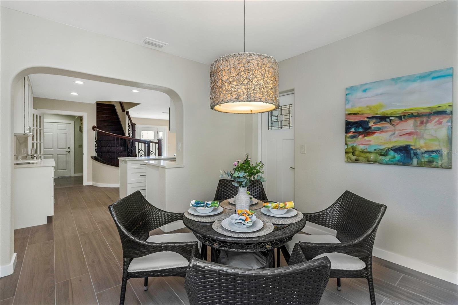 Image 14 of 59 For 2801 Miriam Street S