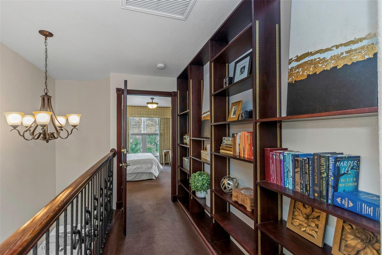 Image 19 of 59 For 2801 Miriam Street S