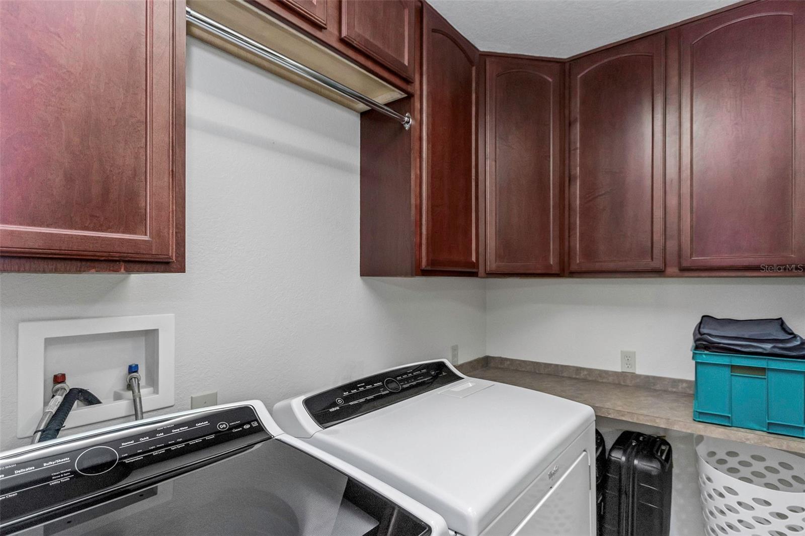 Image 28 of 59 For 2801 Miriam Street S