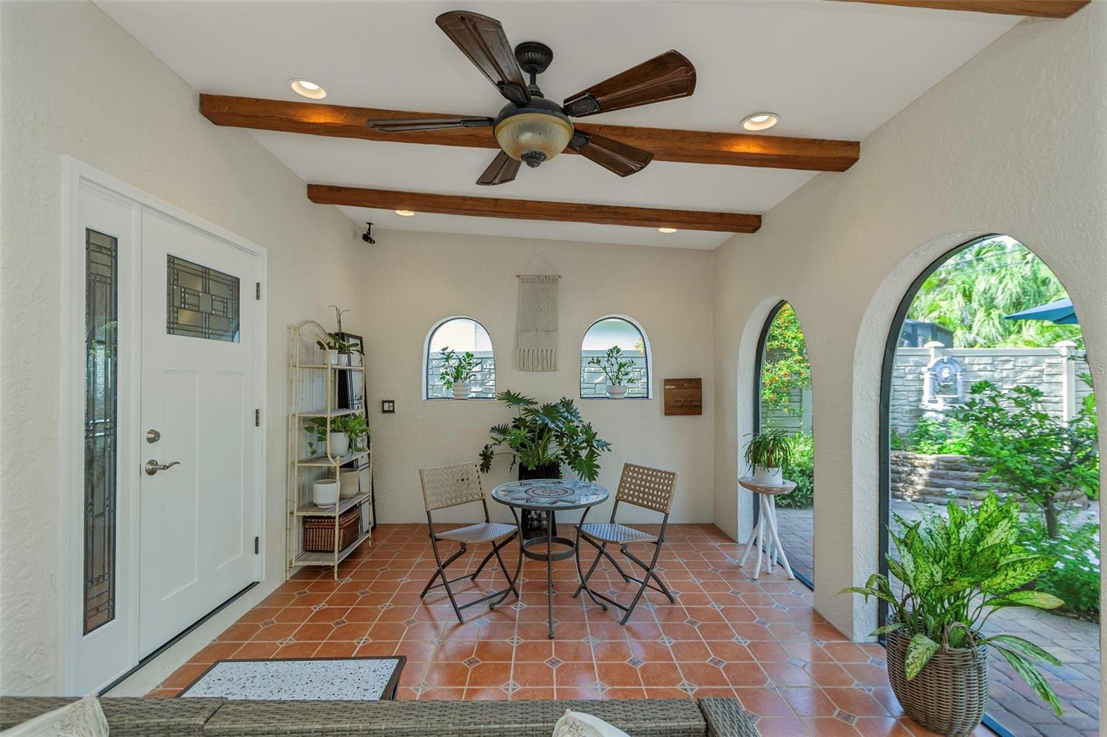 Image 42 of 59 For 2801 Miriam Street S