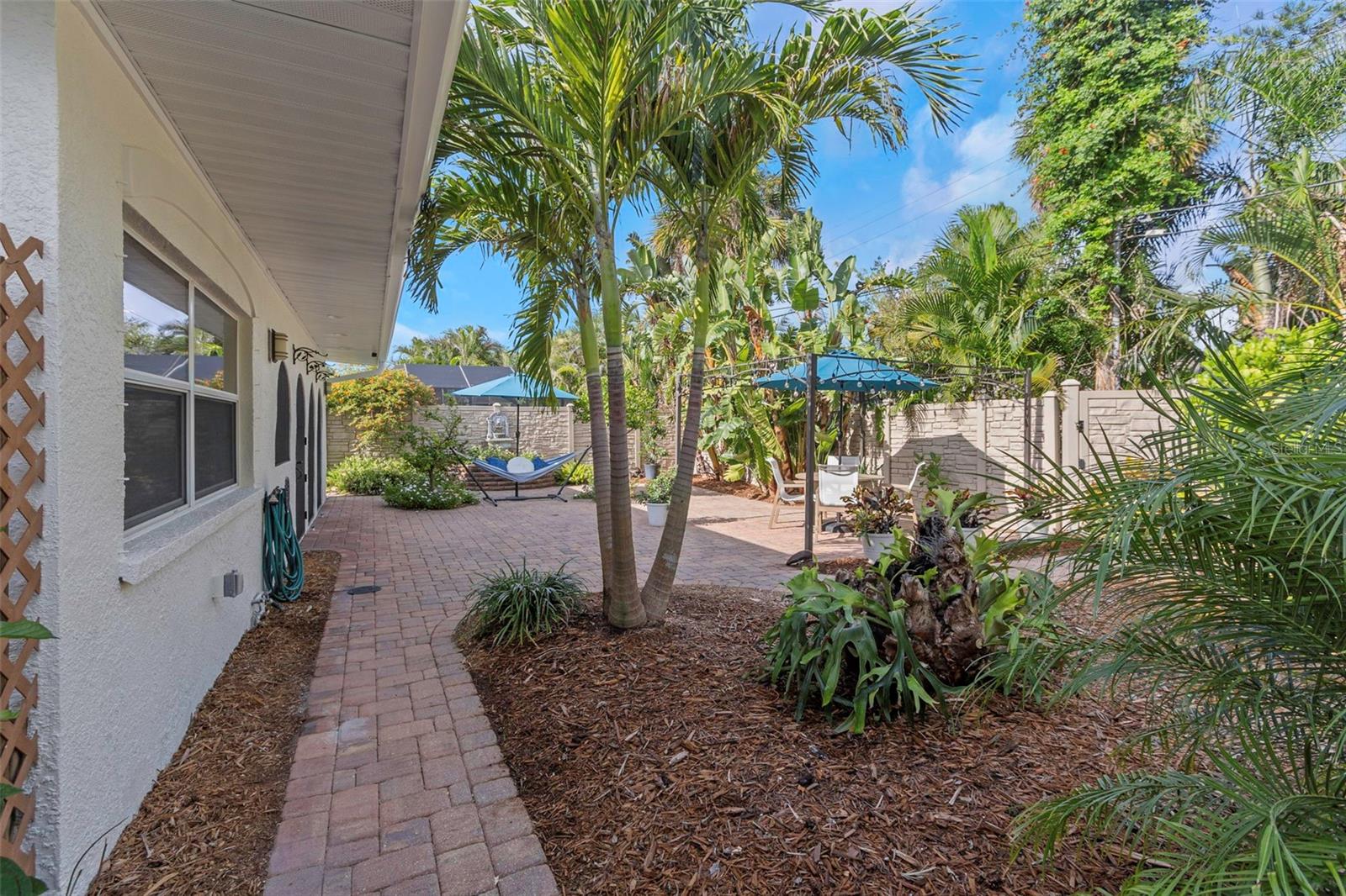 Image 55 of 59 For 2801 Miriam Street S