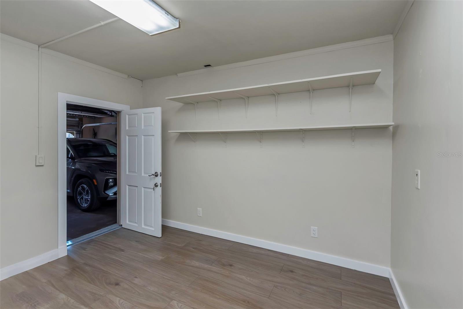 Image 57 of 59 For 2801 Miriam Street S