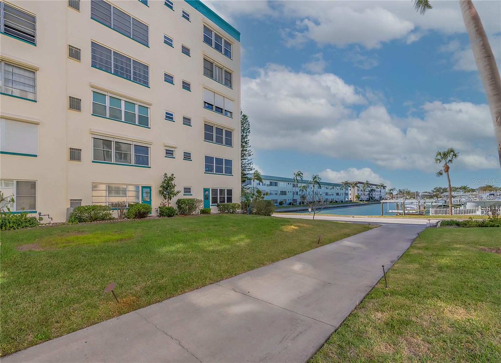 Image 28 of 43 For 2960 59th Street S 509