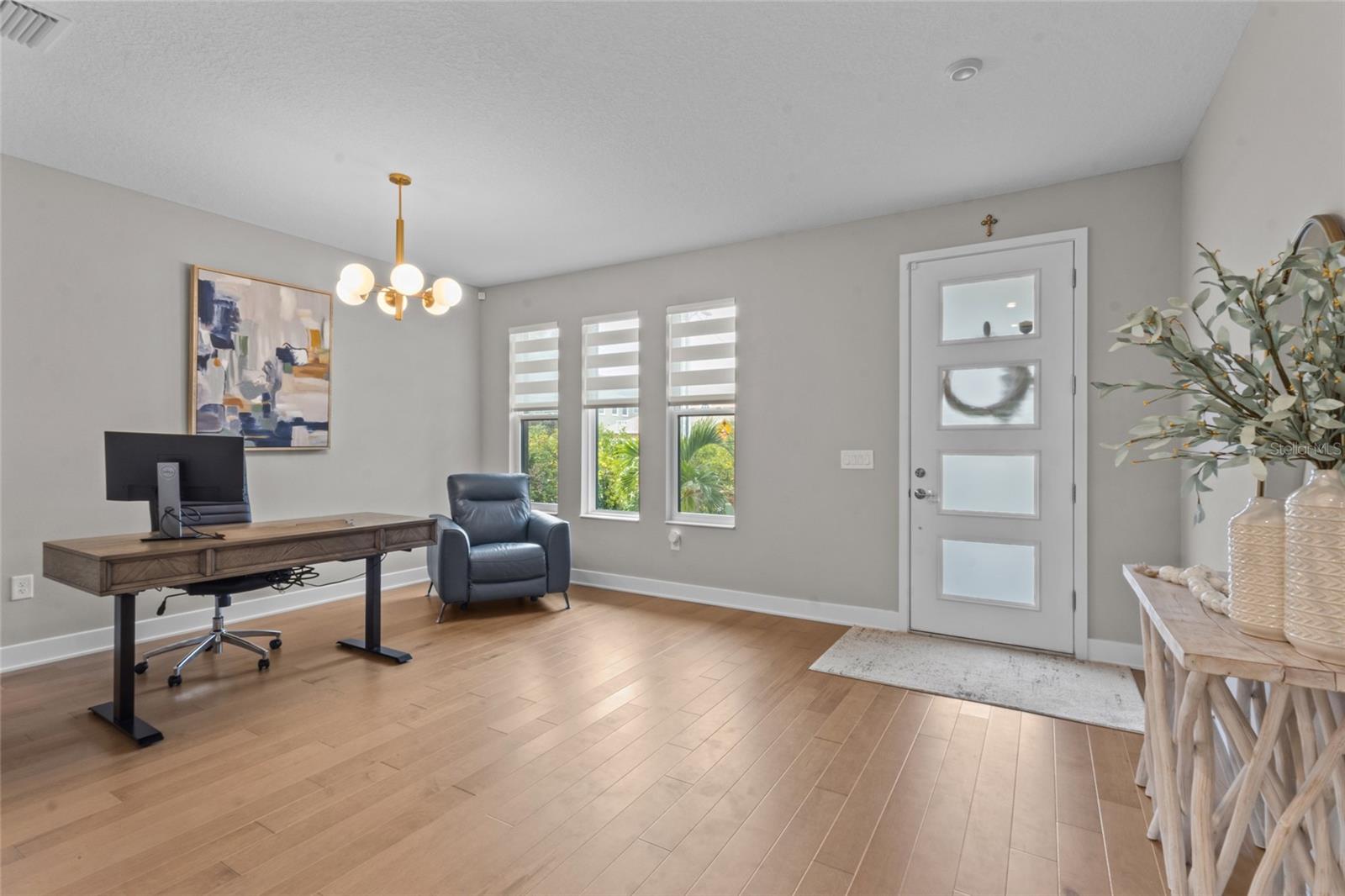 Image 10 of 49 For 4104 Cleveland Street