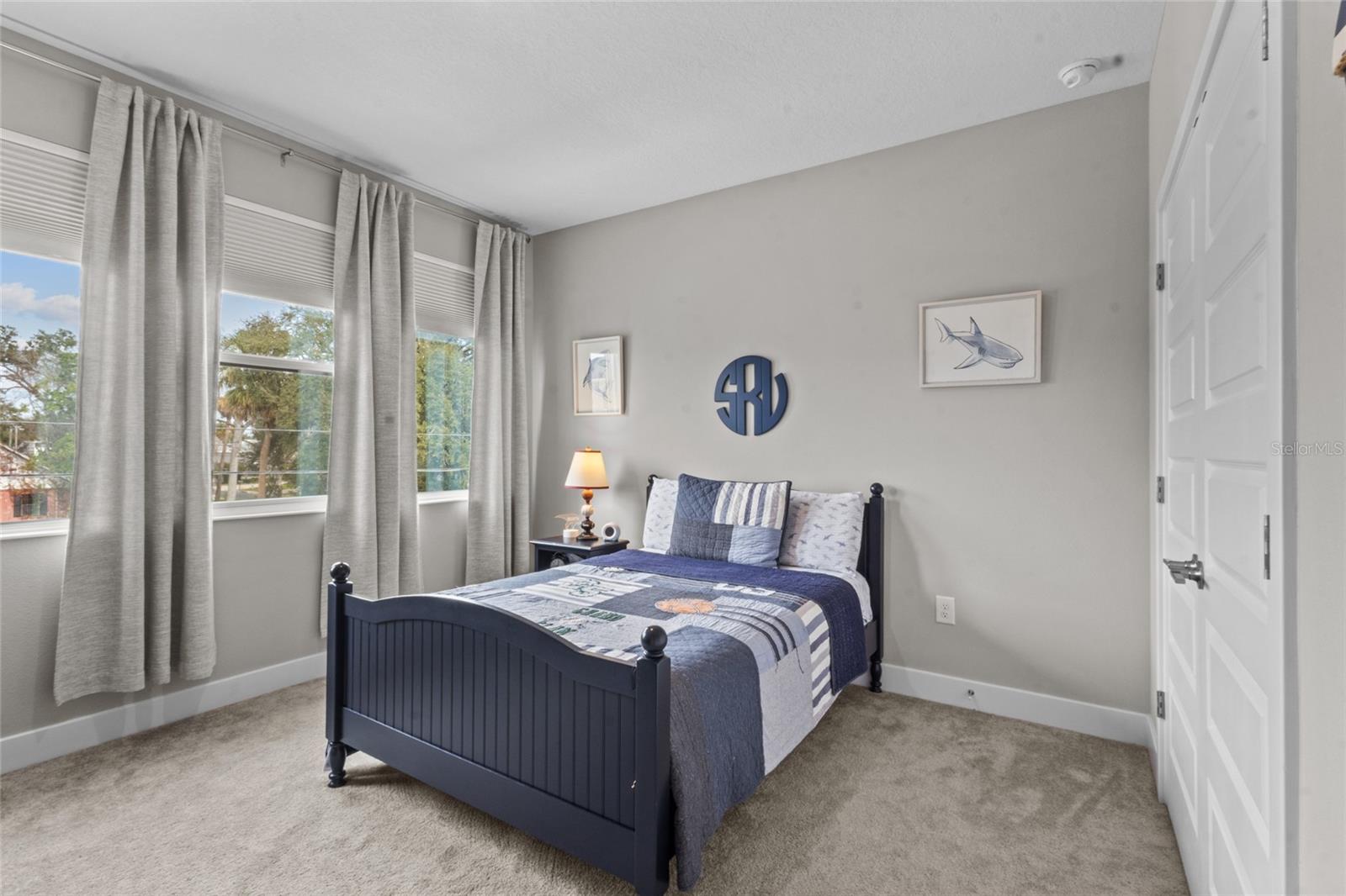 Image 36 of 49 For 4104 Cleveland Street