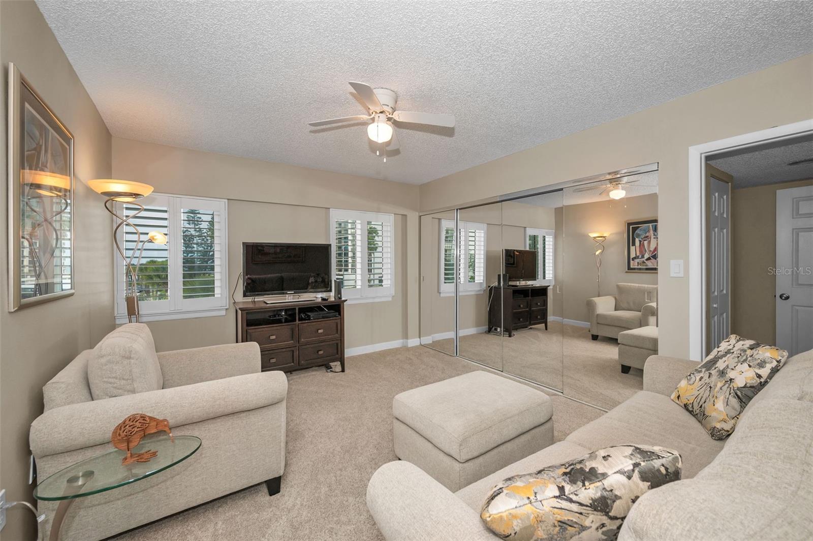 Image 57 of 84 For 1451 Gulf Boulevard 207