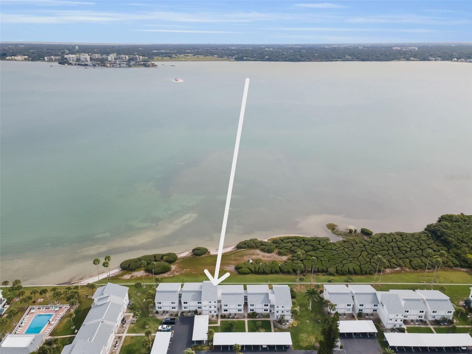 Image 76 of 84 For 1451 Gulf Boulevard 207