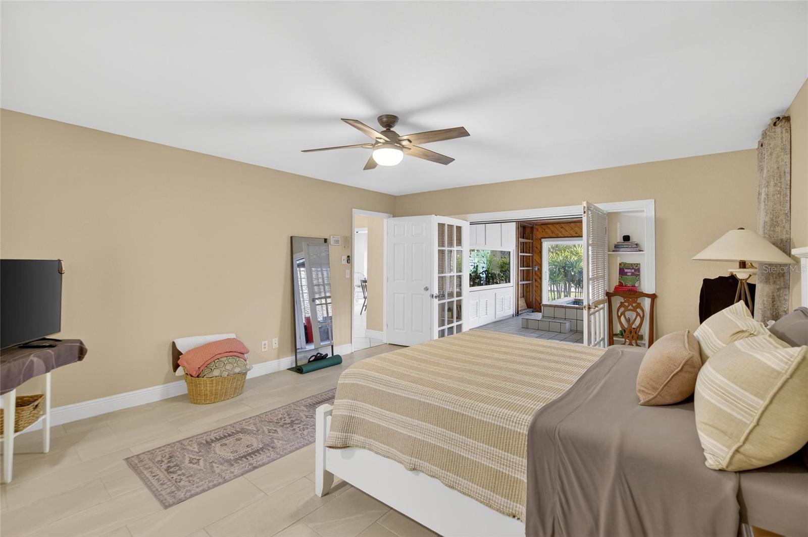 Image 45 of 99 For 133 Barrington Drive