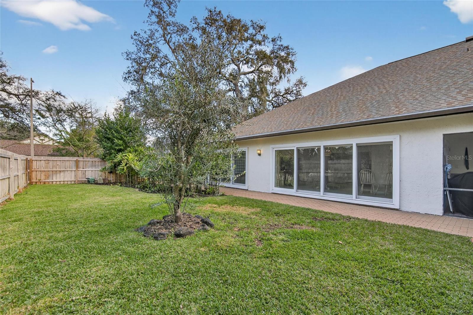 Image 64 of 99 For 133 Barrington Drive