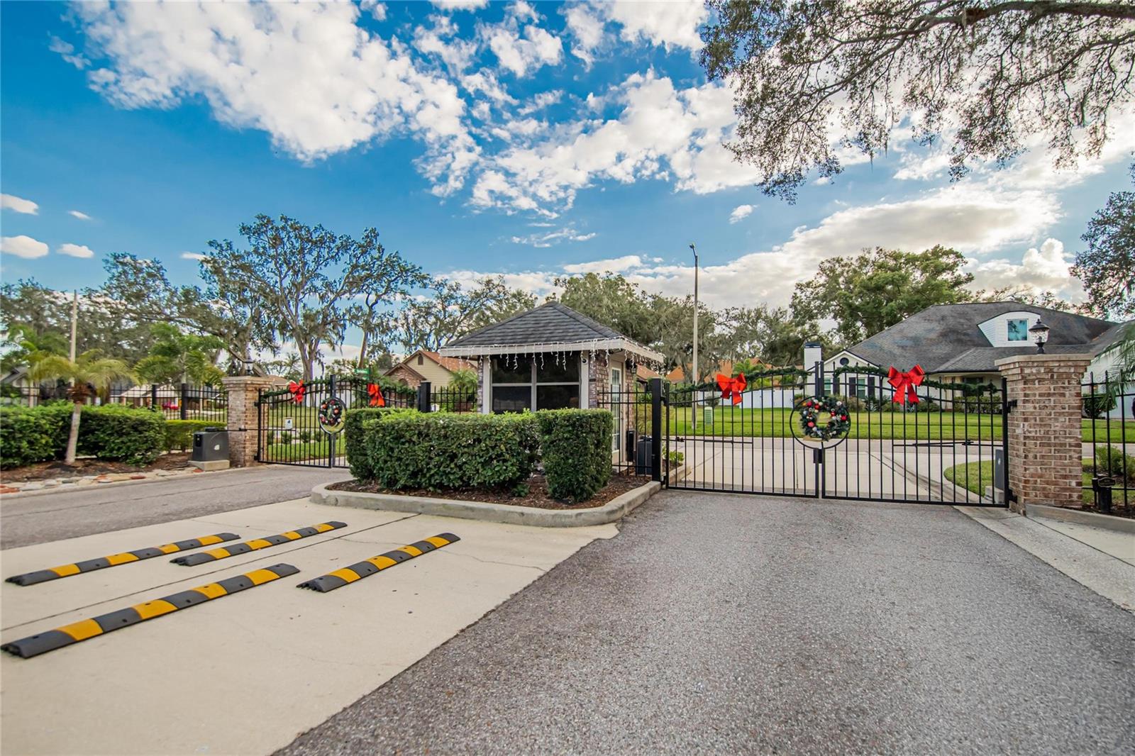 Image 72 of 99 For 133 Barrington Drive