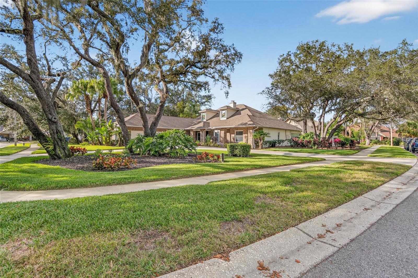 Image 79 of 99 For 133 Barrington Drive