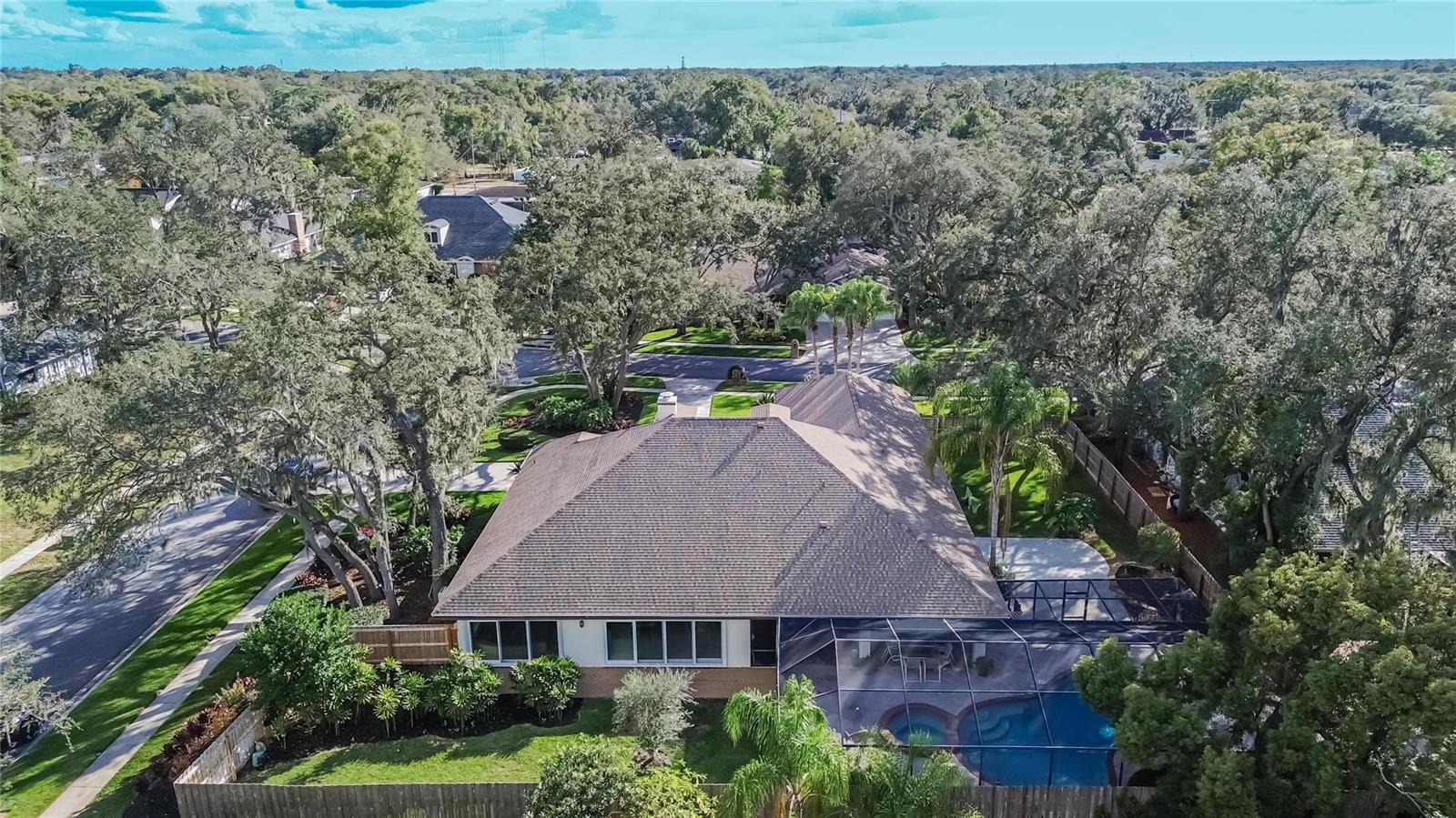 Image 88 of 99 For 133 Barrington Drive