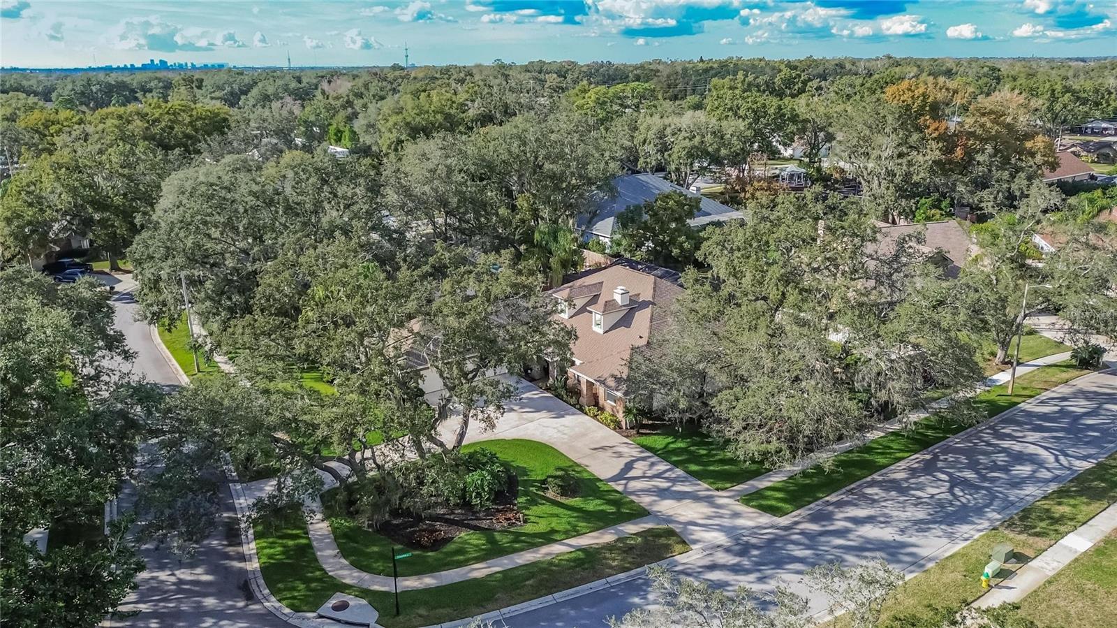 Image 90 of 99 For 133 Barrington Drive