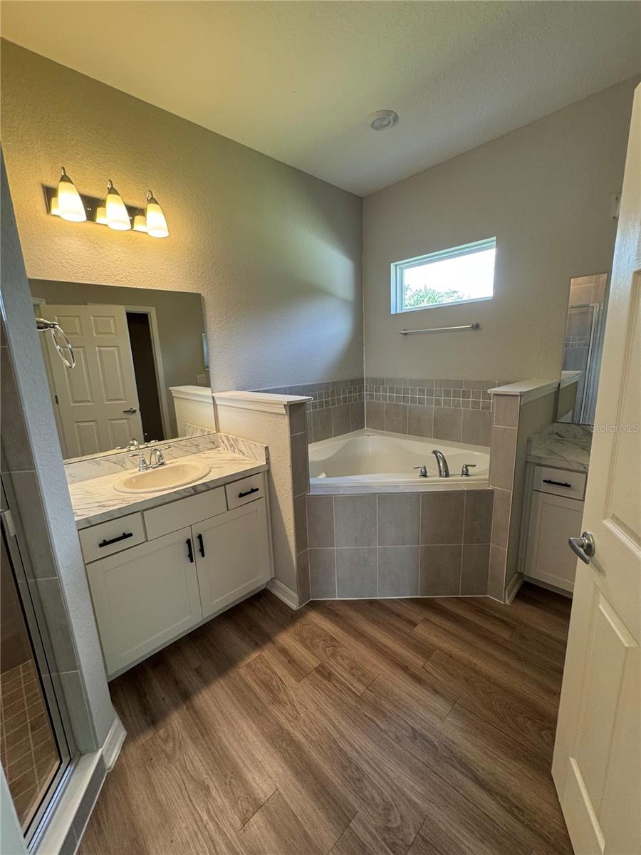 Image 21 of 42 For 5515 91st Street