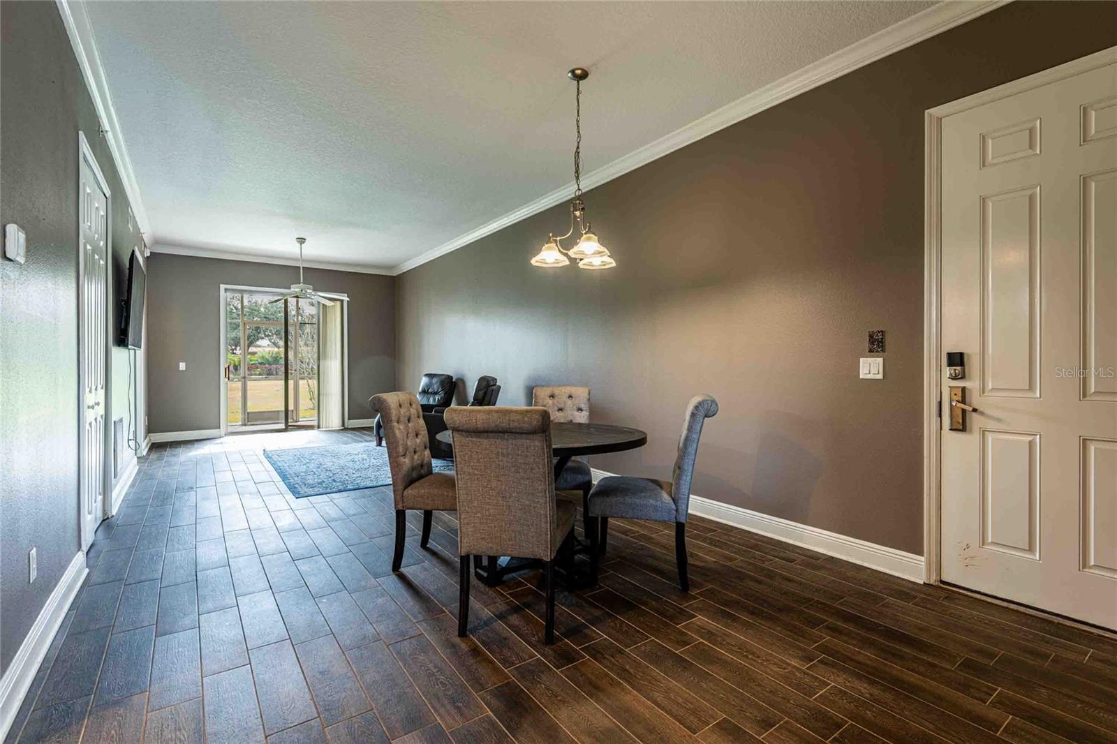 Image 20 of 32 For 21032 Picasso Court 106