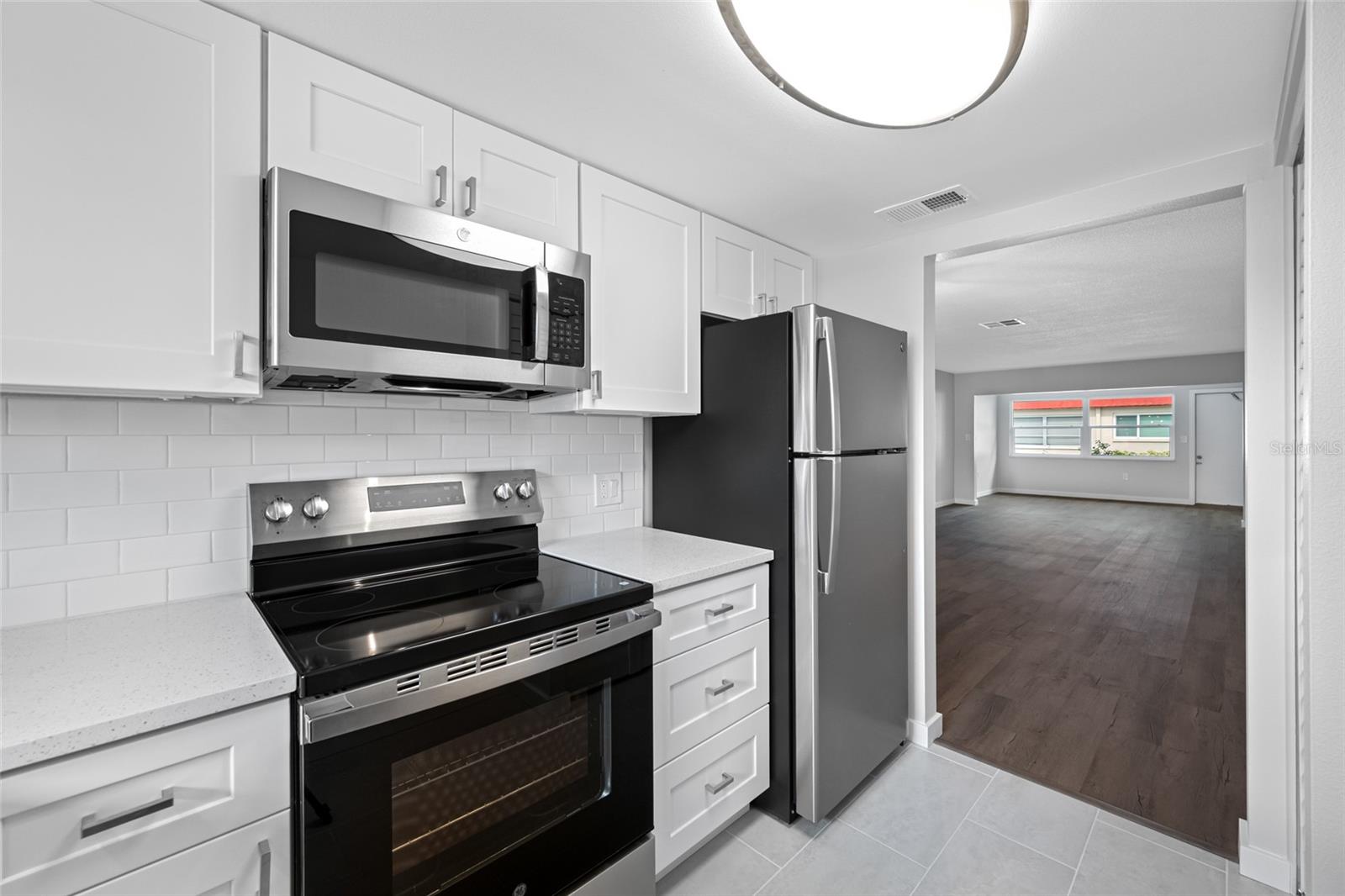 Image 20 of 35 For 5860 38th Avenue N 34