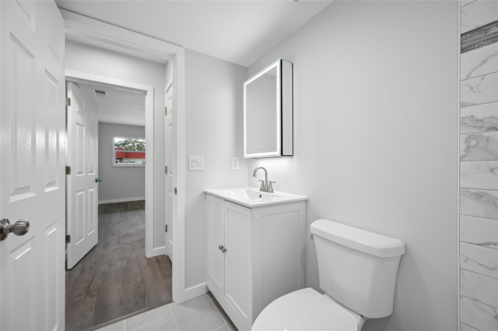 Image 25 of 35 For 5860 38th Avenue N 34