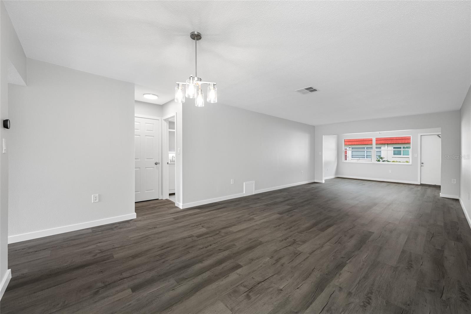 Image 8 of 35 For 5860 38th Avenue N 34