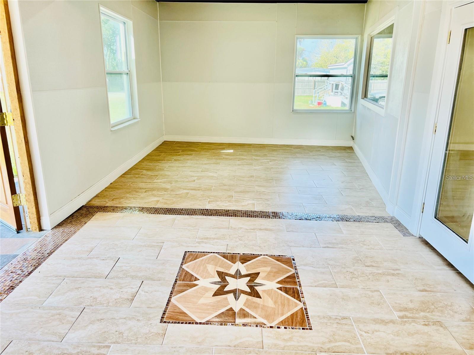 Image 10 of 39 For 8152 Cherokee Avenue