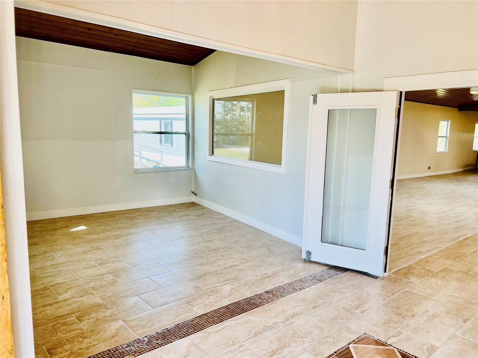 Image 11 of 39 For 8152 Cherokee Avenue