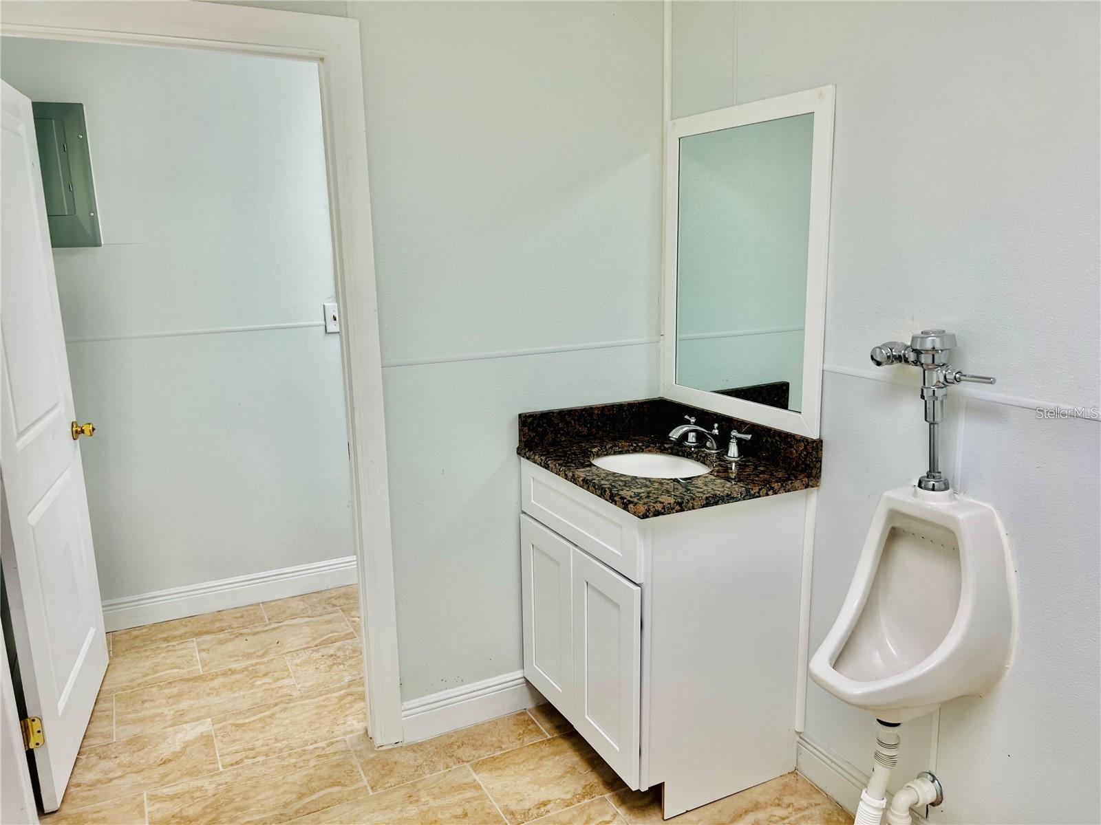 Image 22 of 39 For 8152 Cherokee Avenue