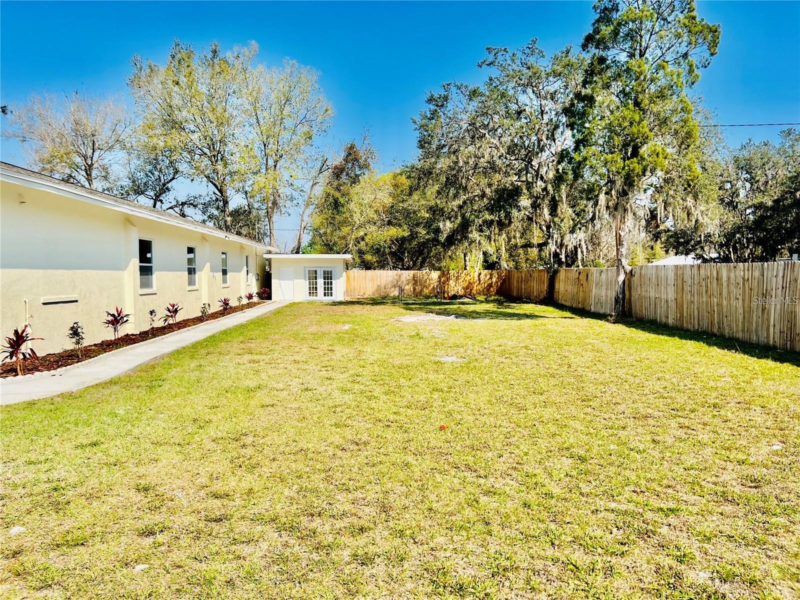 Image 34 of 39 For 8152 Cherokee Avenue