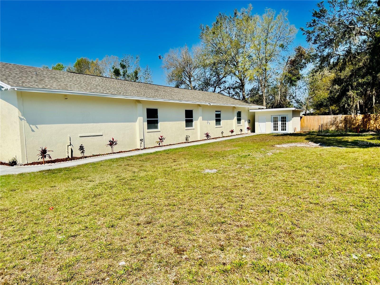 Image 36 of 39 For 8152 Cherokee Avenue