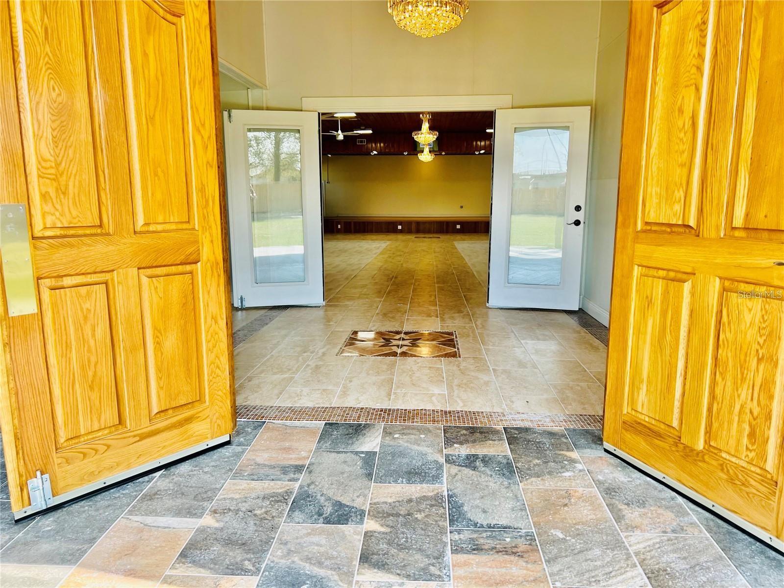 Image 9 of 39 For 8152 Cherokee Avenue