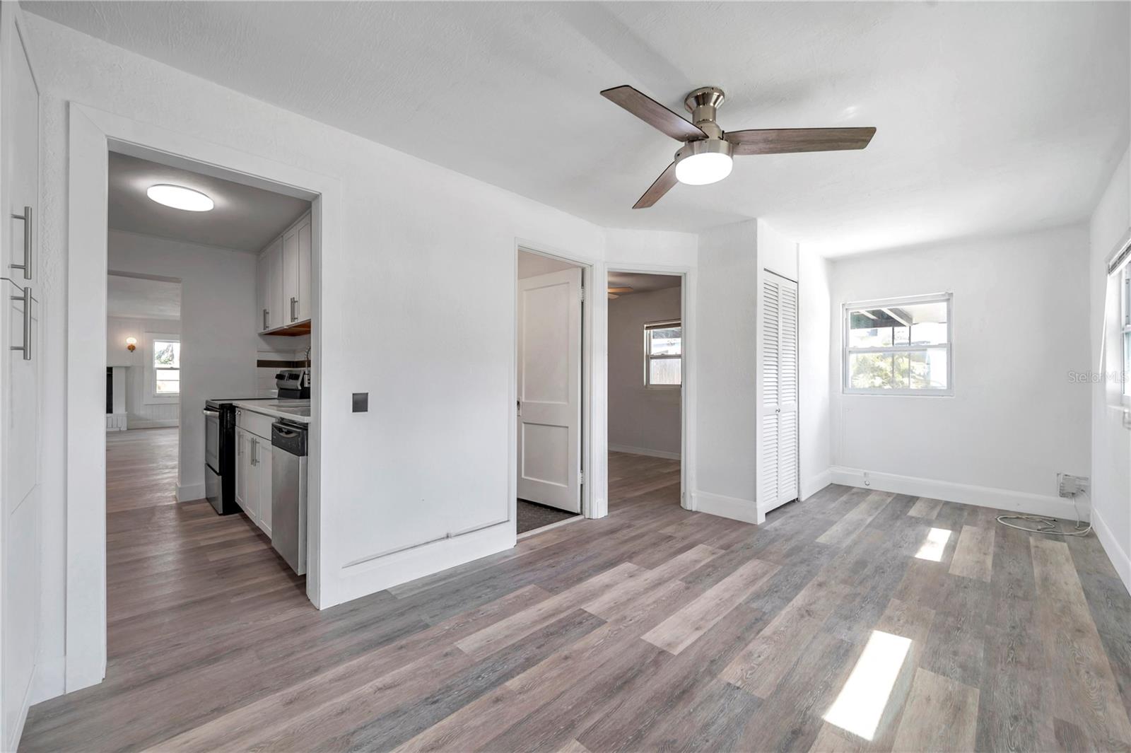 Image 5 of 33 For 921 7th Street Nw