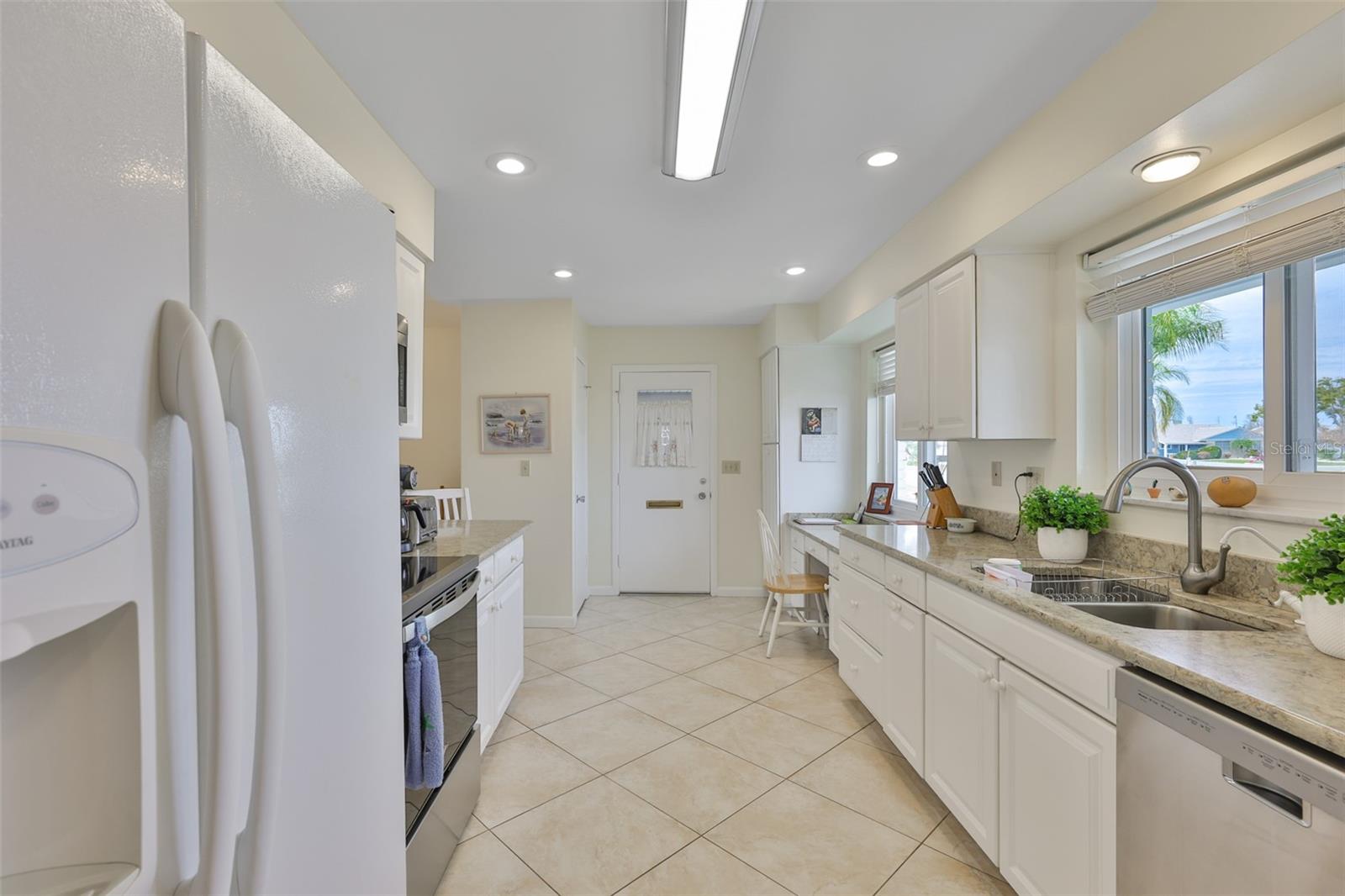 Image 15 of 51 For 1520 Danbury Drive