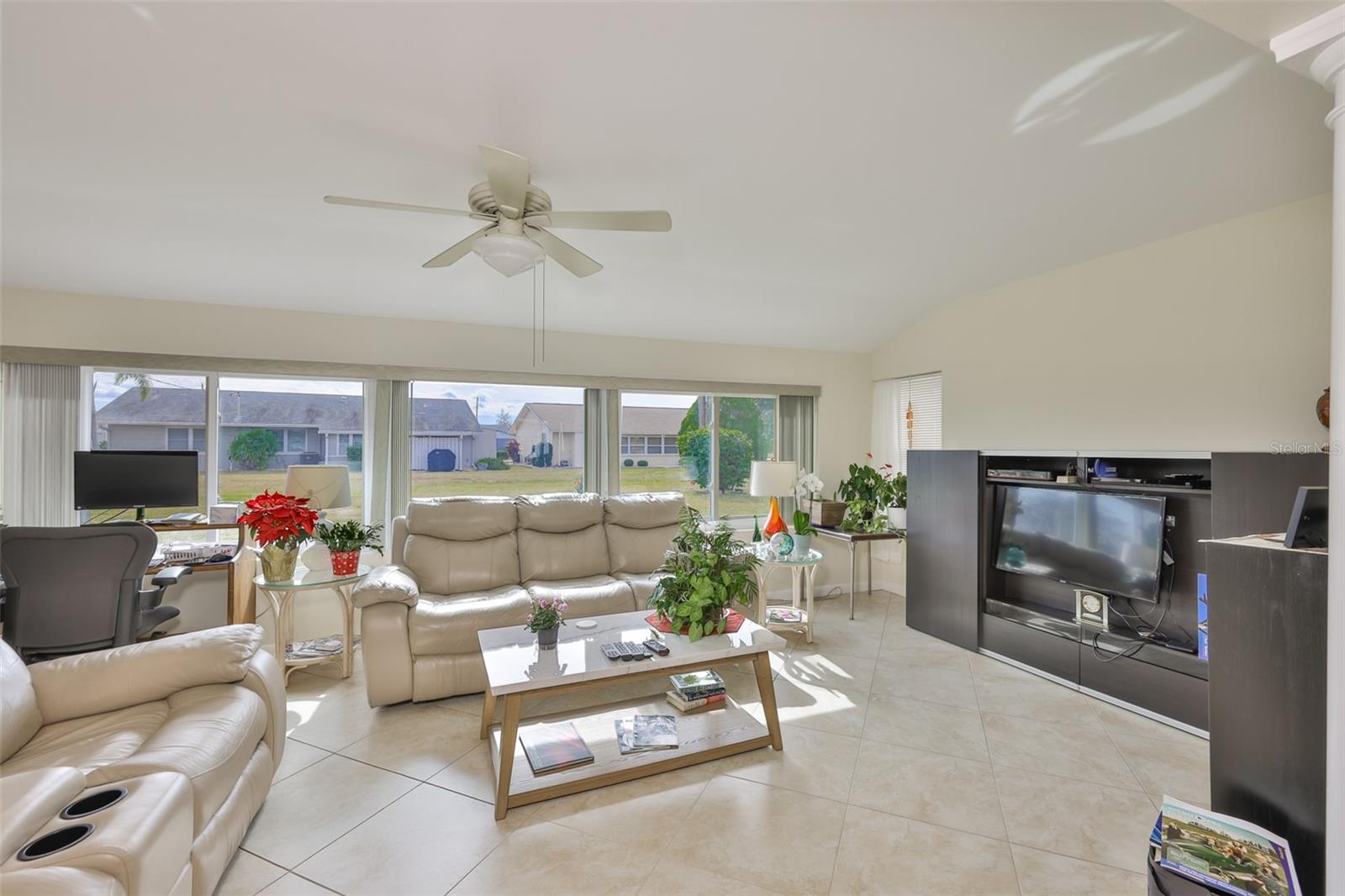 Image 17 of 51 For 1520 Danbury Drive