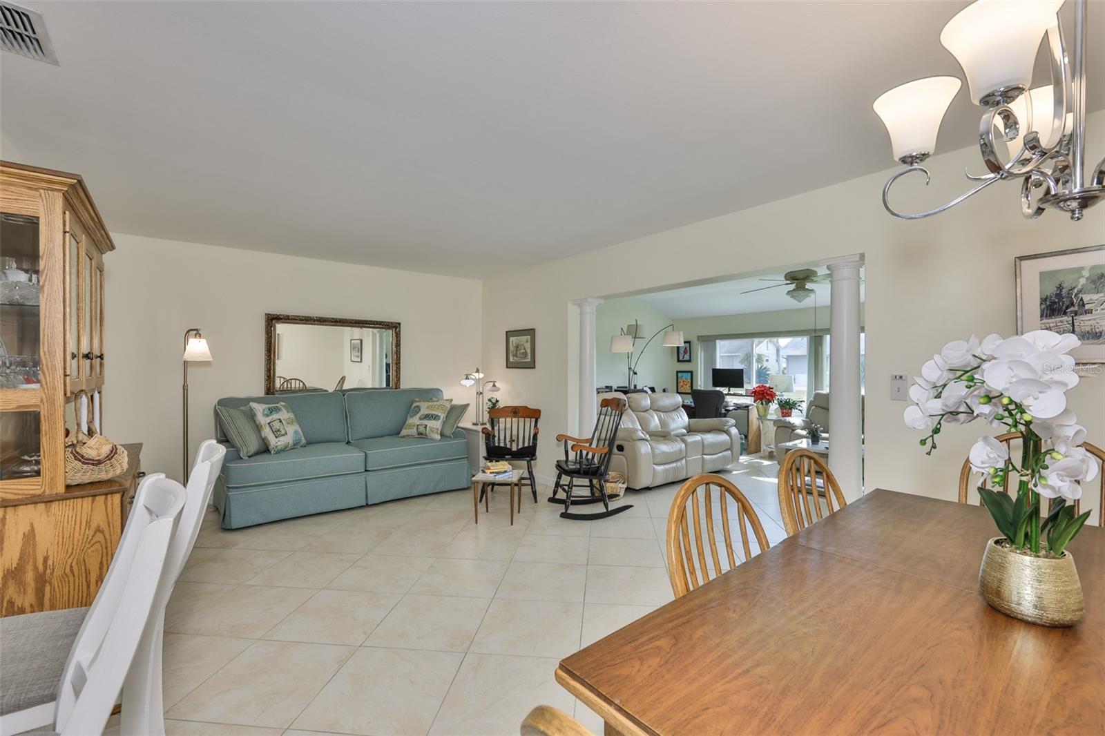 Image 6 of 51 For 1520 Danbury Drive