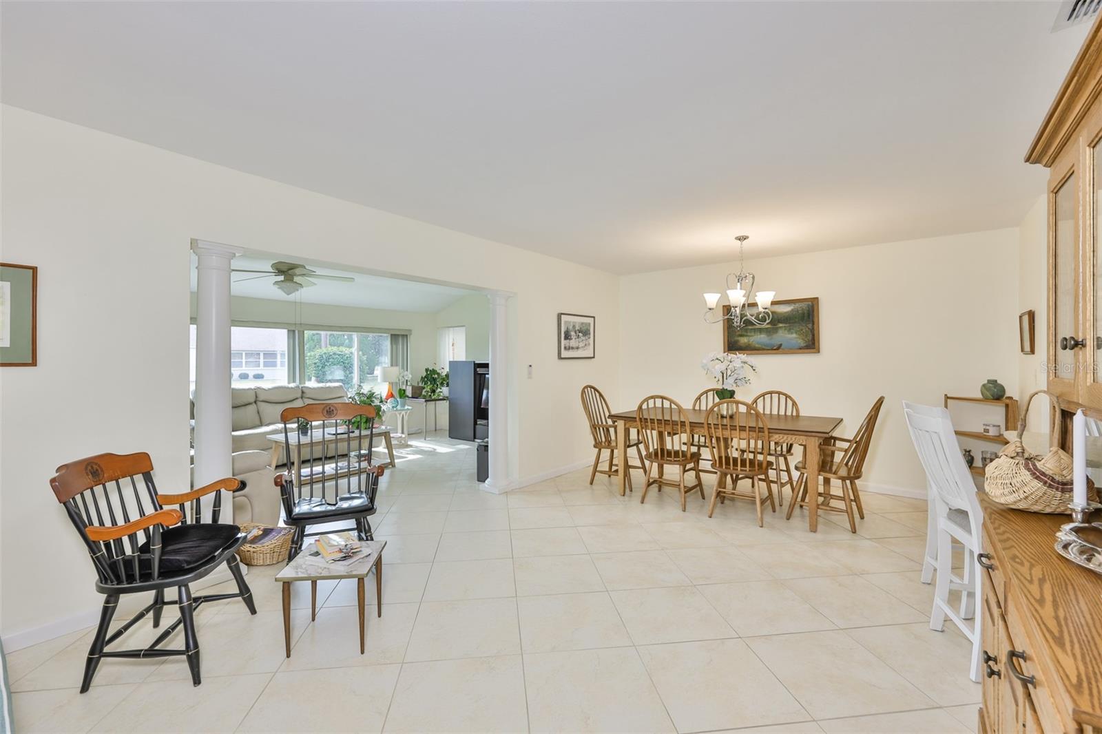 Image 8 of 51 For 1520 Danbury Drive