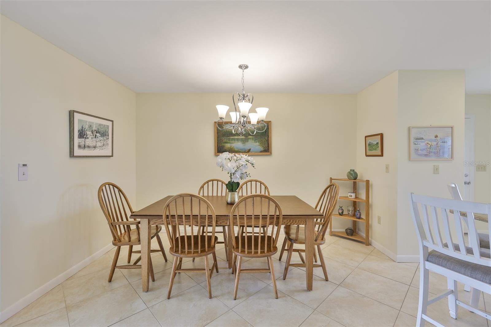 Image 9 of 51 For 1520 Danbury Drive