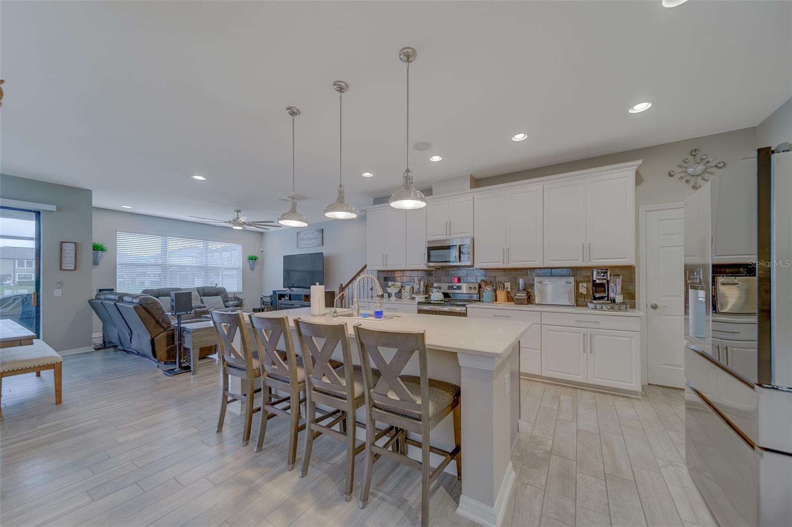 Image 2 of 42 For 11437 Crowned Sparrow Lane