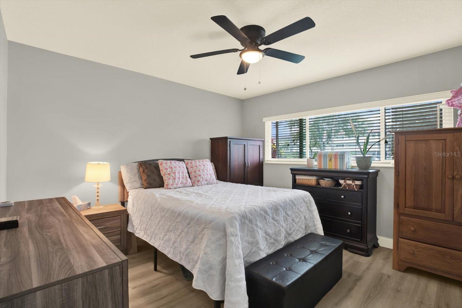 Image 15 of 18 For 2262 Swedish Drive 14