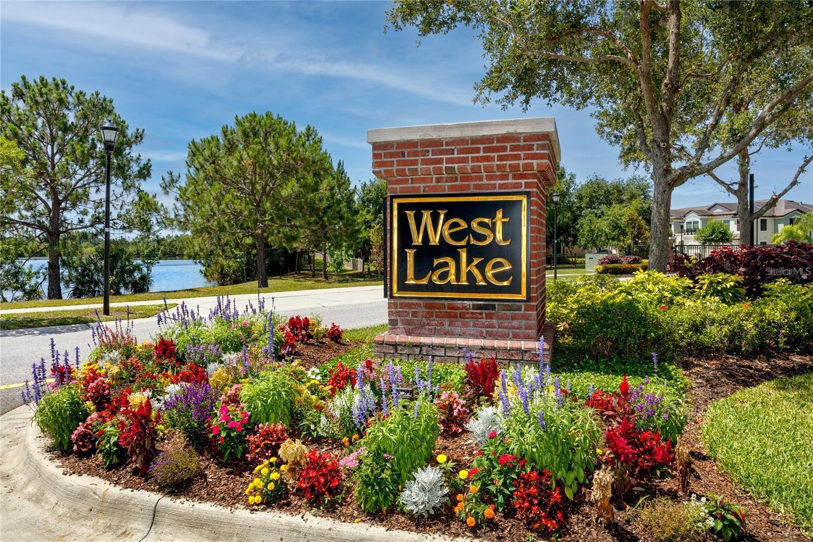 Image 2 of 18 For 11454 Crowned Sparrow Lane