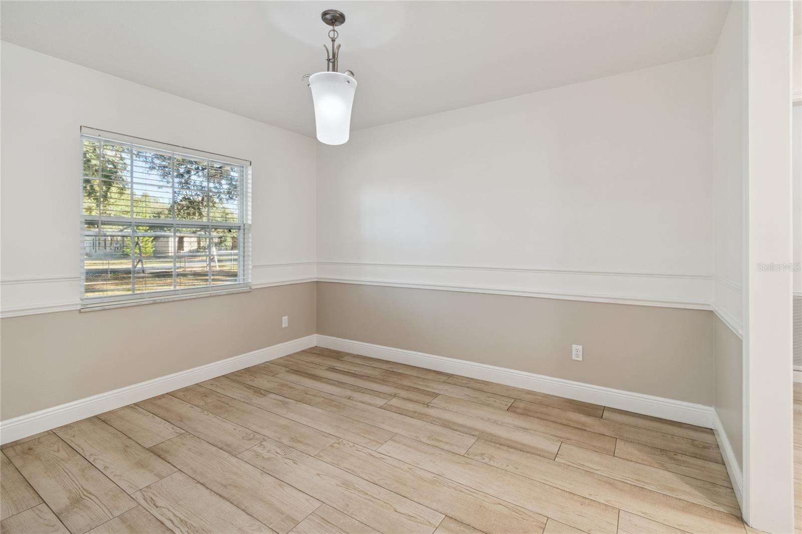 Image 7 of 44 For 9628 Davis Road