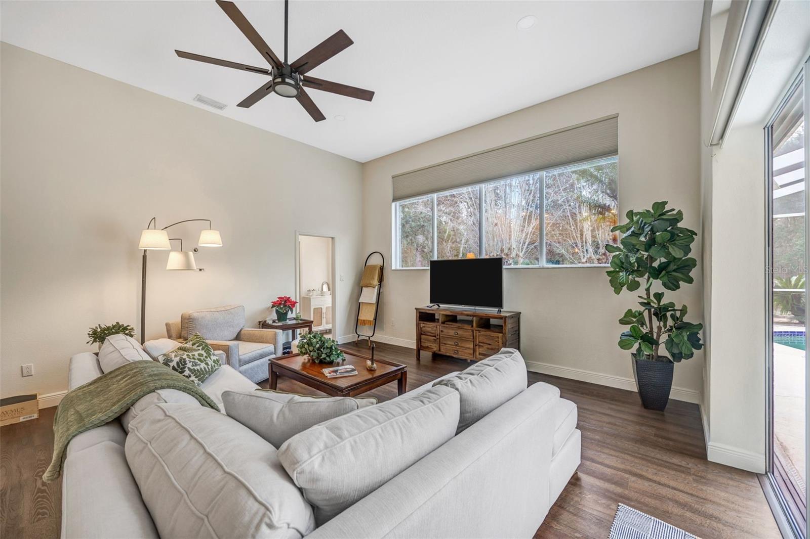 Image 13 of 57 For 6120 Chene Court