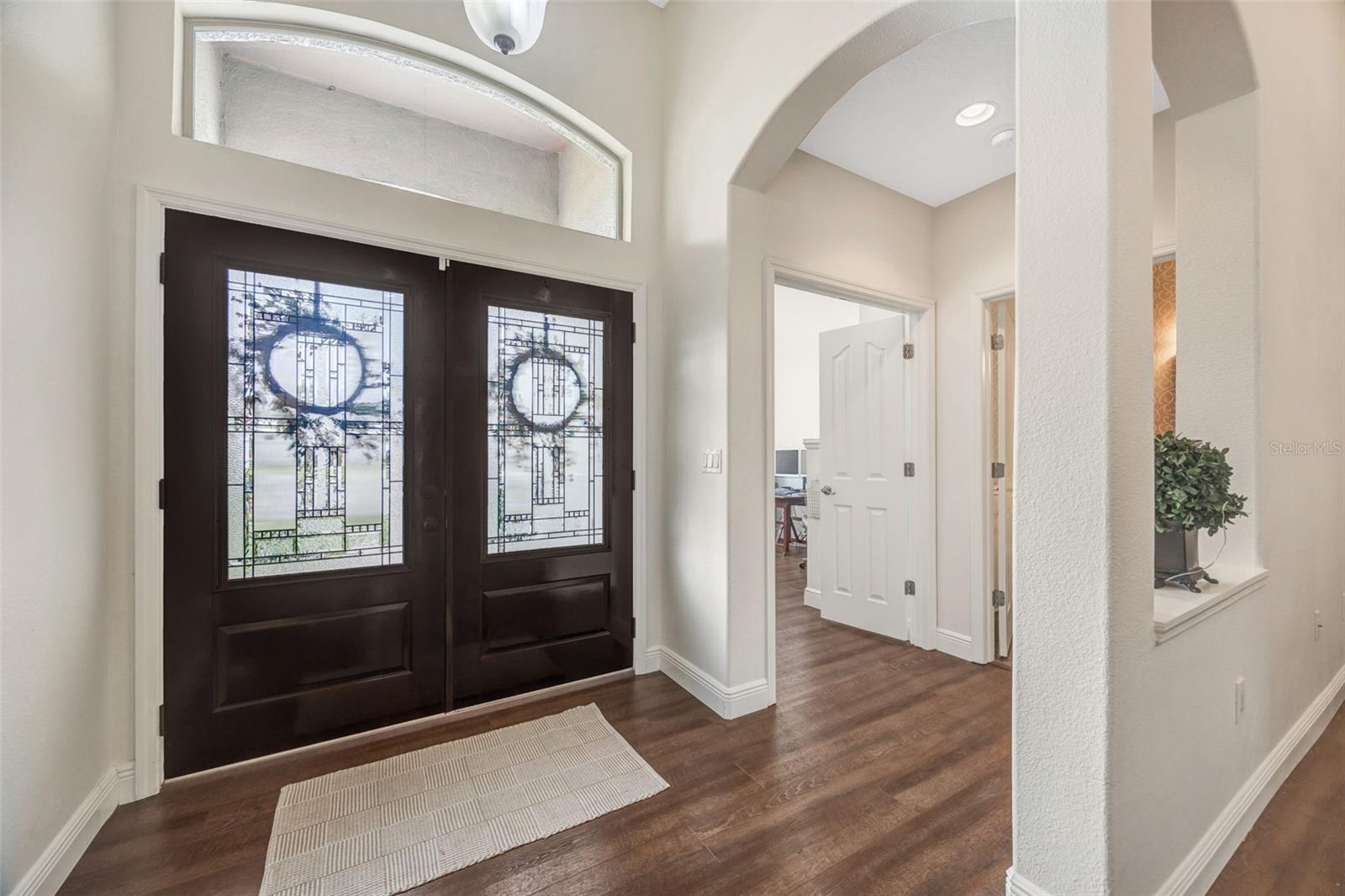 Image 4 of 57 For 6120 Chene Court