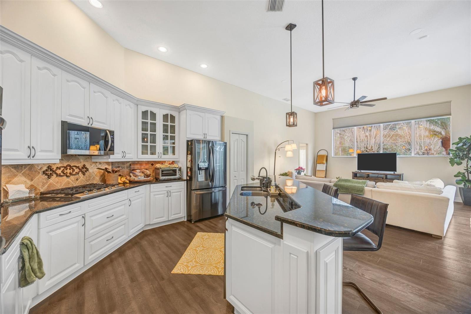 Image 6 of 57 For 6120 Chene Court