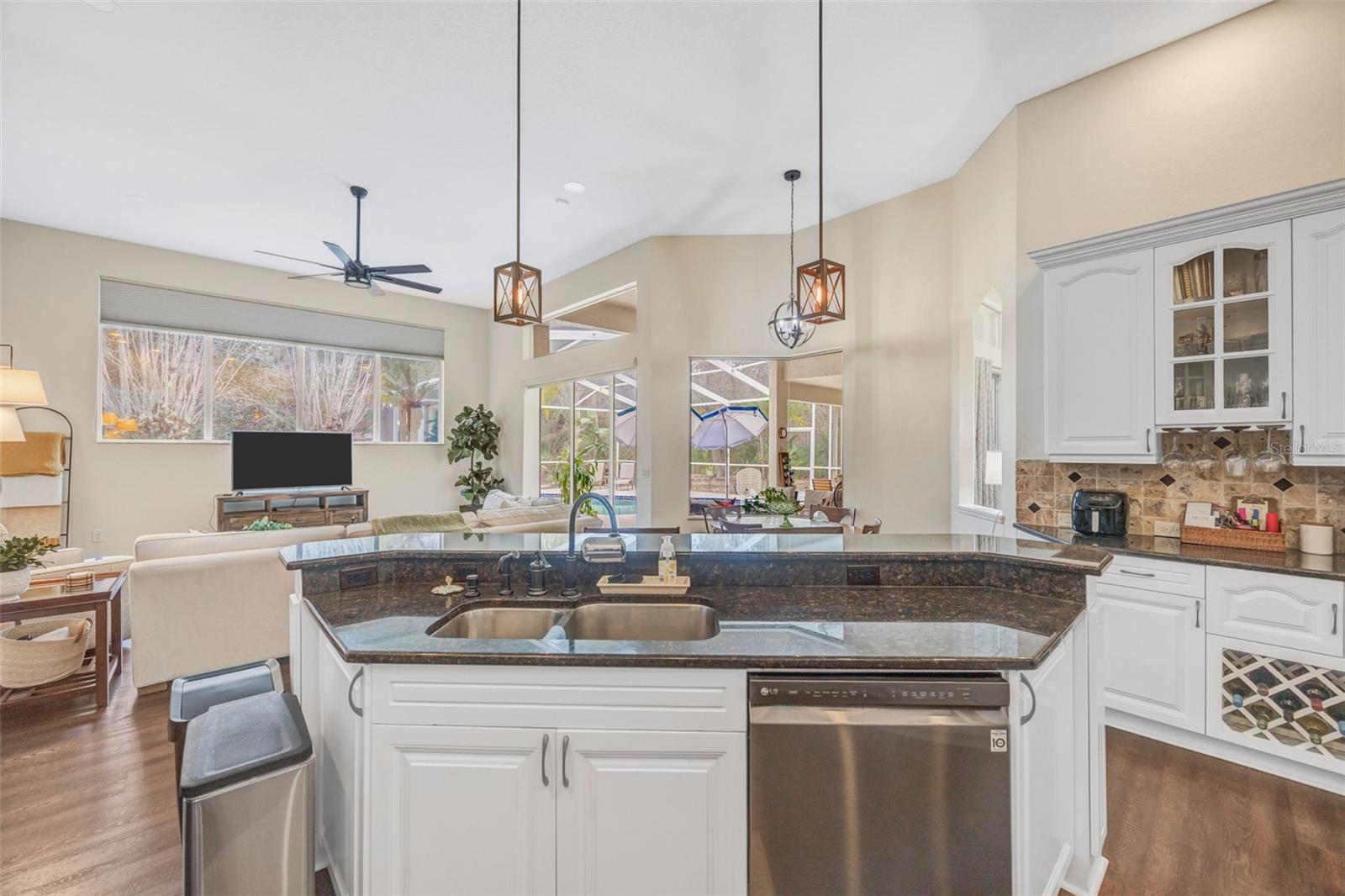 Image 7 of 57 For 6120 Chene Court