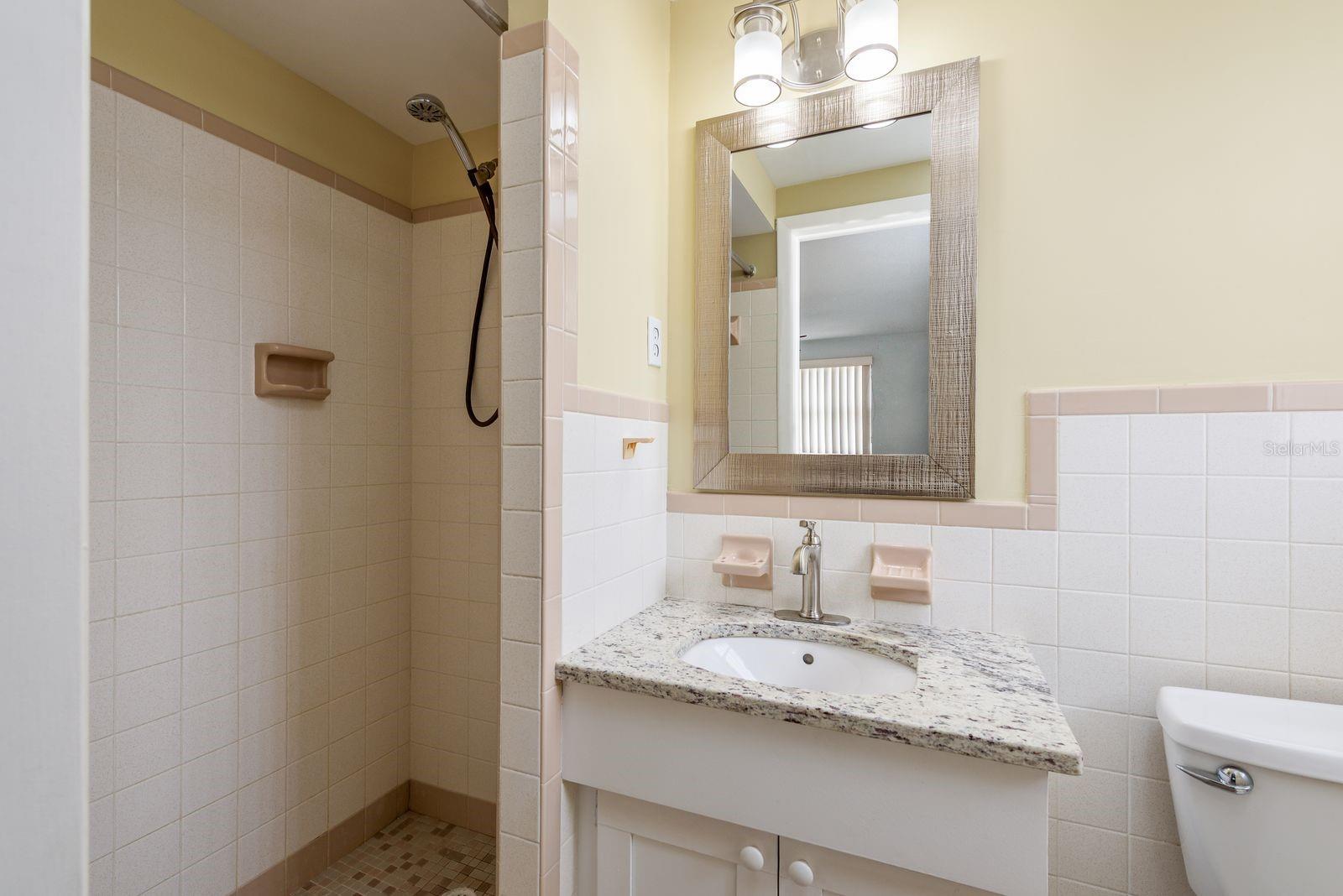 Image 19 of 29 For 10521 Oak Hill Drive