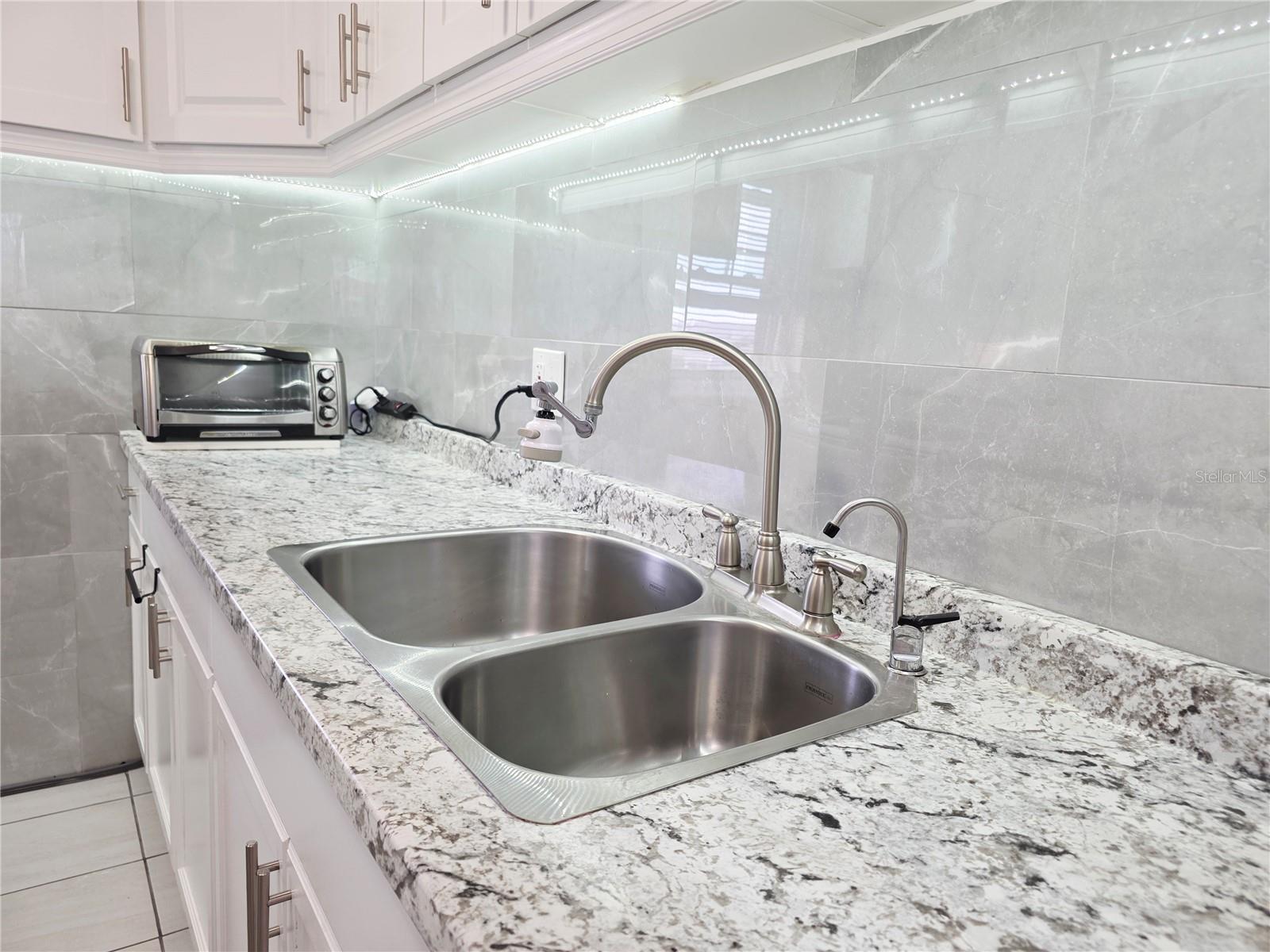 Image 12 of 66 For 6960 20th Avenue N 302