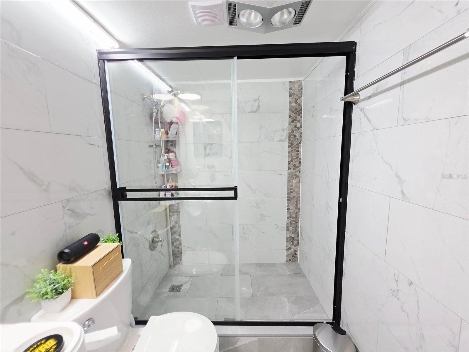 Image 38 of 66 For 6960 20th Avenue N 302