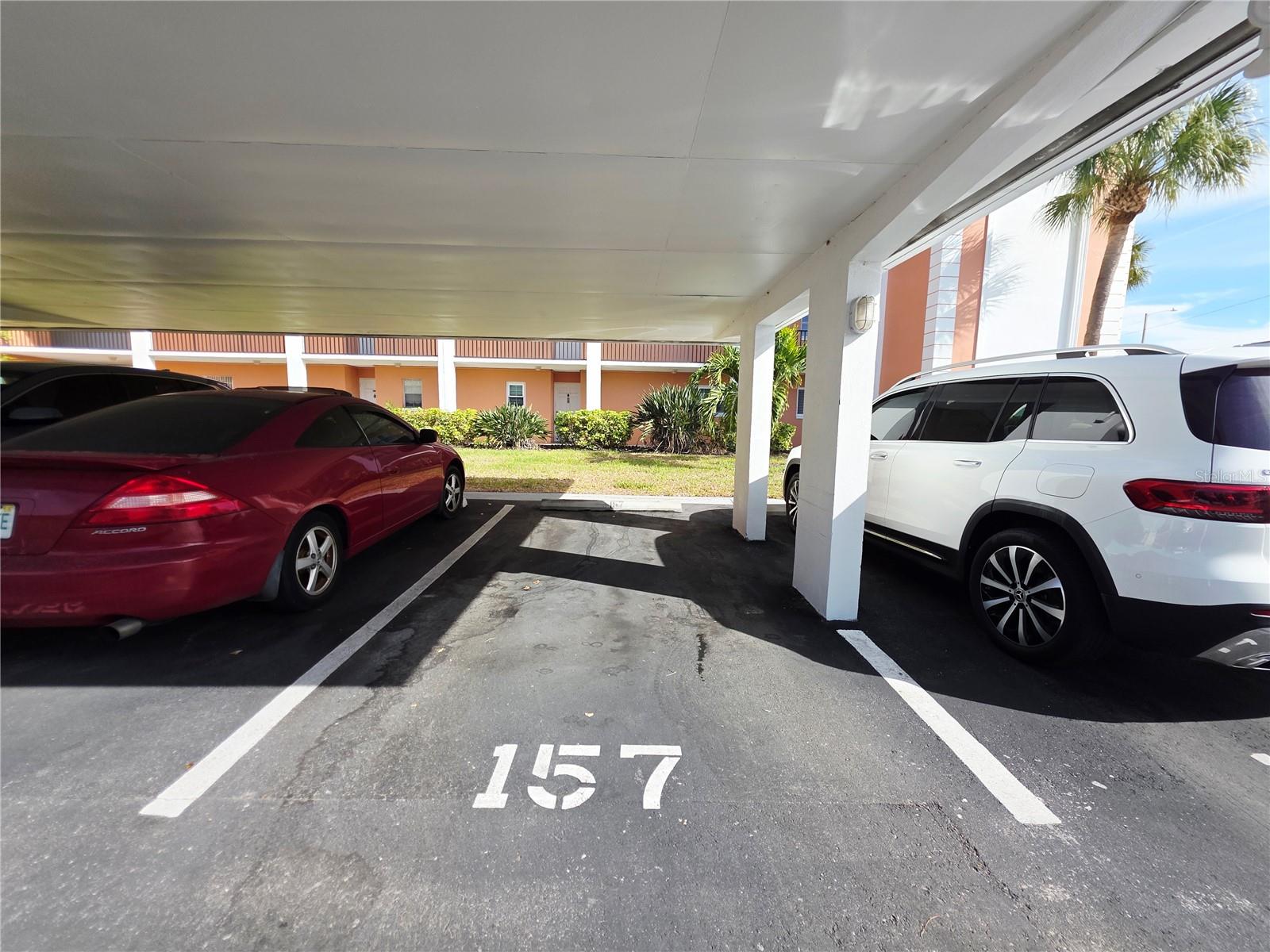 Image 5 of 66 For 6960 20th Avenue N 302